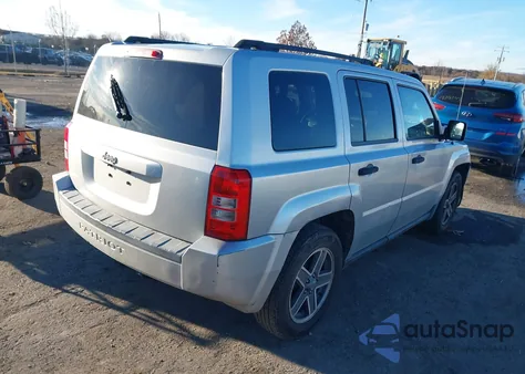 2008 Jeep Patriot Sport z USA, uszkodzony, nr VIN 1J8FT28WX8D777305